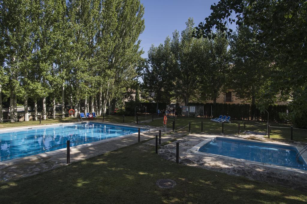 Camping & Bungalows Ligueerre De Cinca Exterior photo